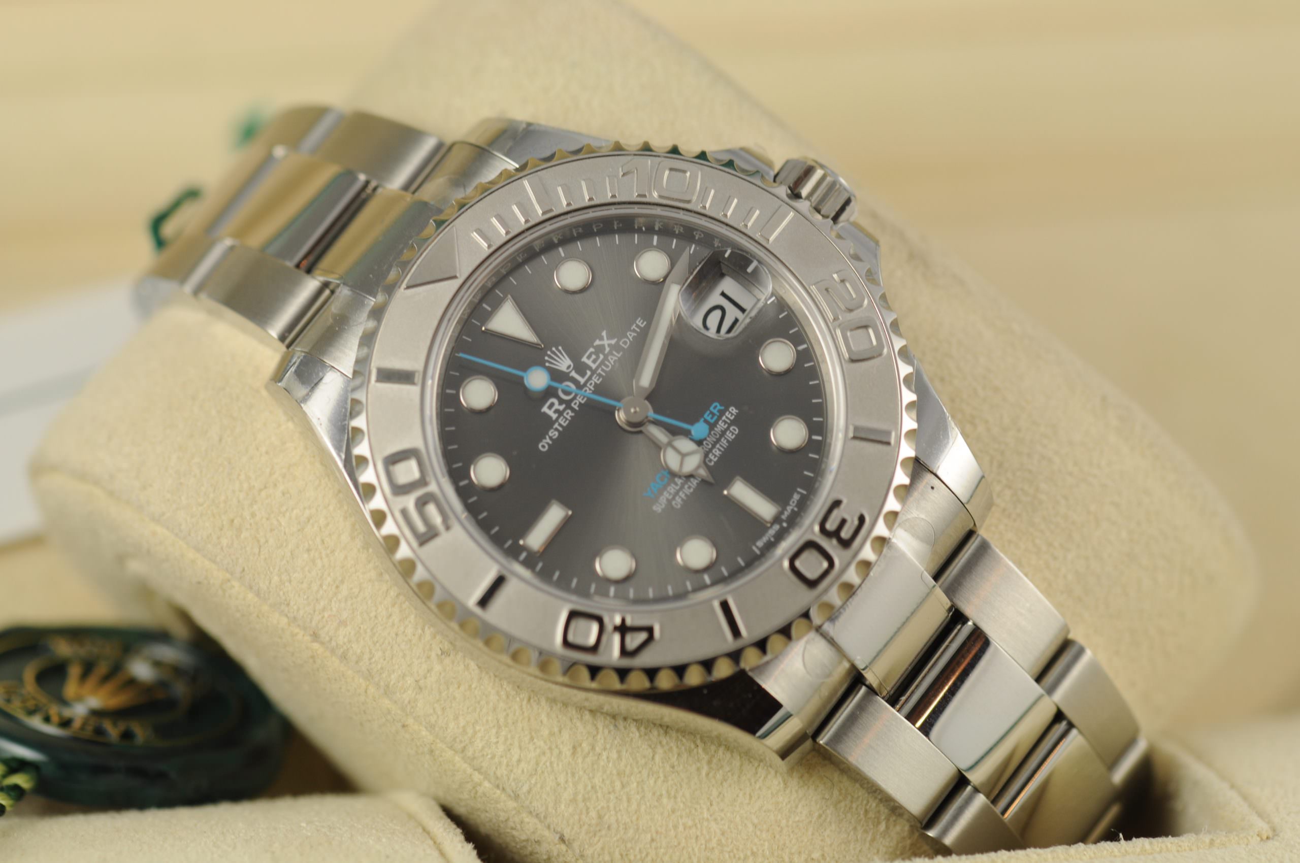 rolex yachtmaster thickness